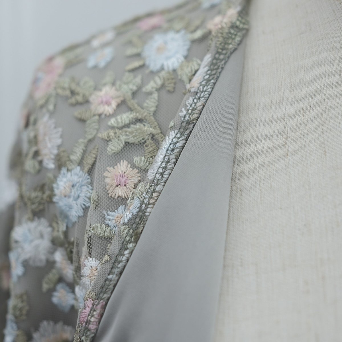 Floral Embroidered Mesh Open Abaya & Hijab Set(MOA321)