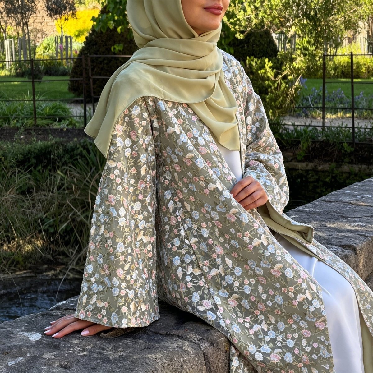 Floral Embroidered Mesh Open Abaya & Hijab Set(MOA321)