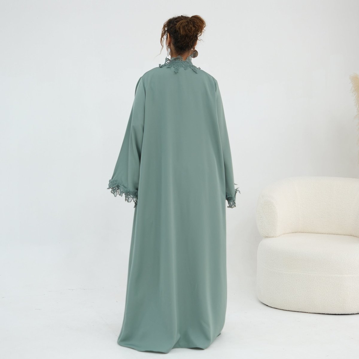 Floral Lace Trim Open Abaya & Sleeveless Inner Dress Set(MOA312)