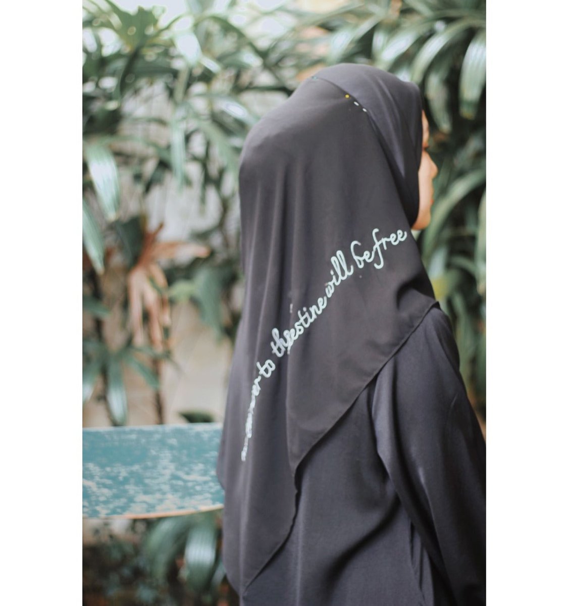 Free Palestine Chiffon Hijab – Cultural Statement Scarf with Arabic Letter Design (MH107）