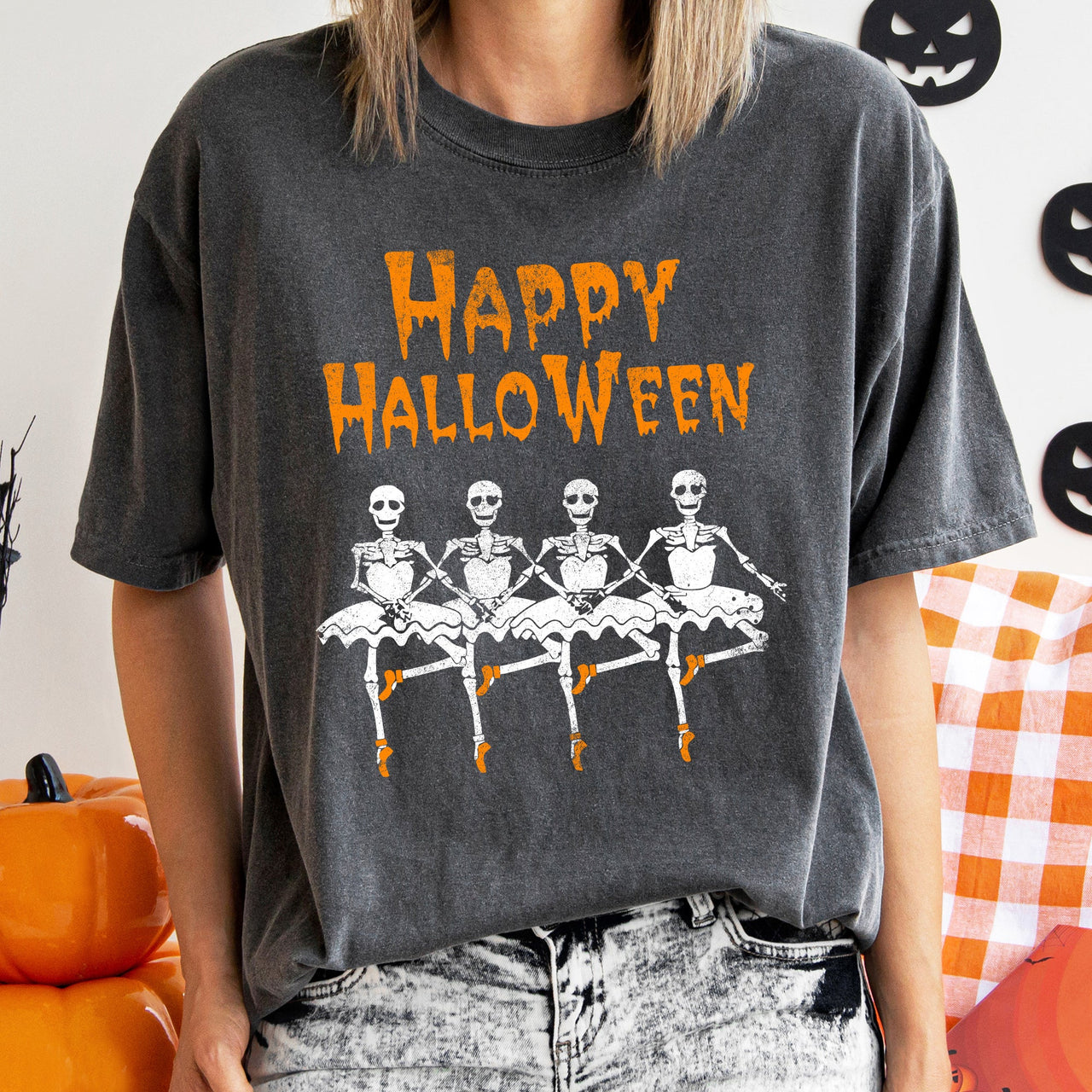 Happy Halloween Ballerinas Vintage Halloween Limited Edition Deluxe Comfort Colors Tee