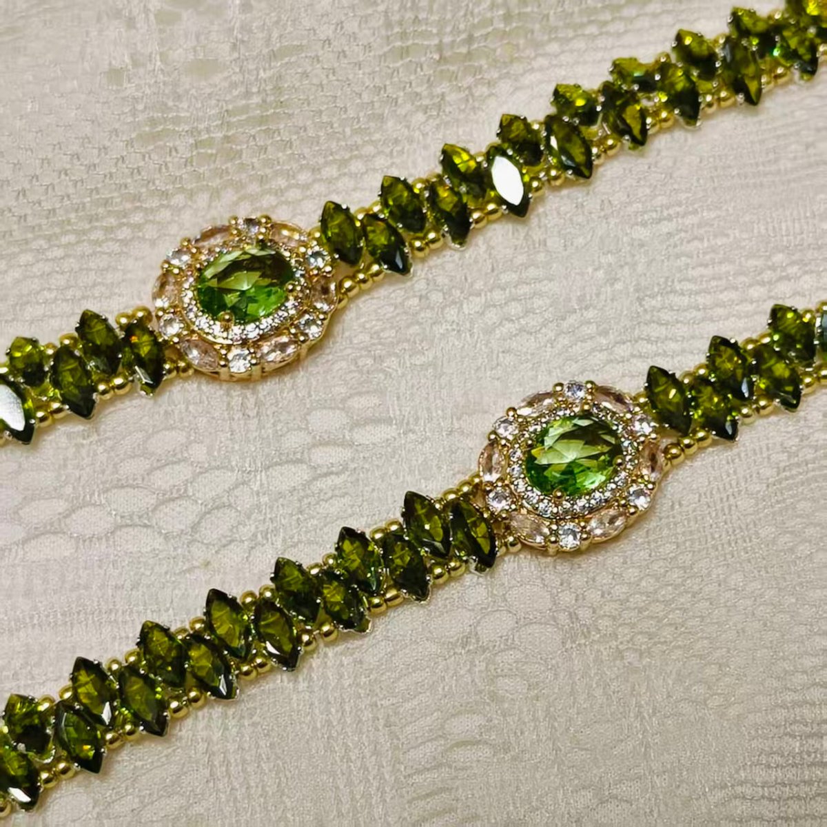 Handcrafted Crystal Floral Bracelet | Sparkling Statement Jewelry | Elegant Art-Inspired Accessory for Women (MAC348)