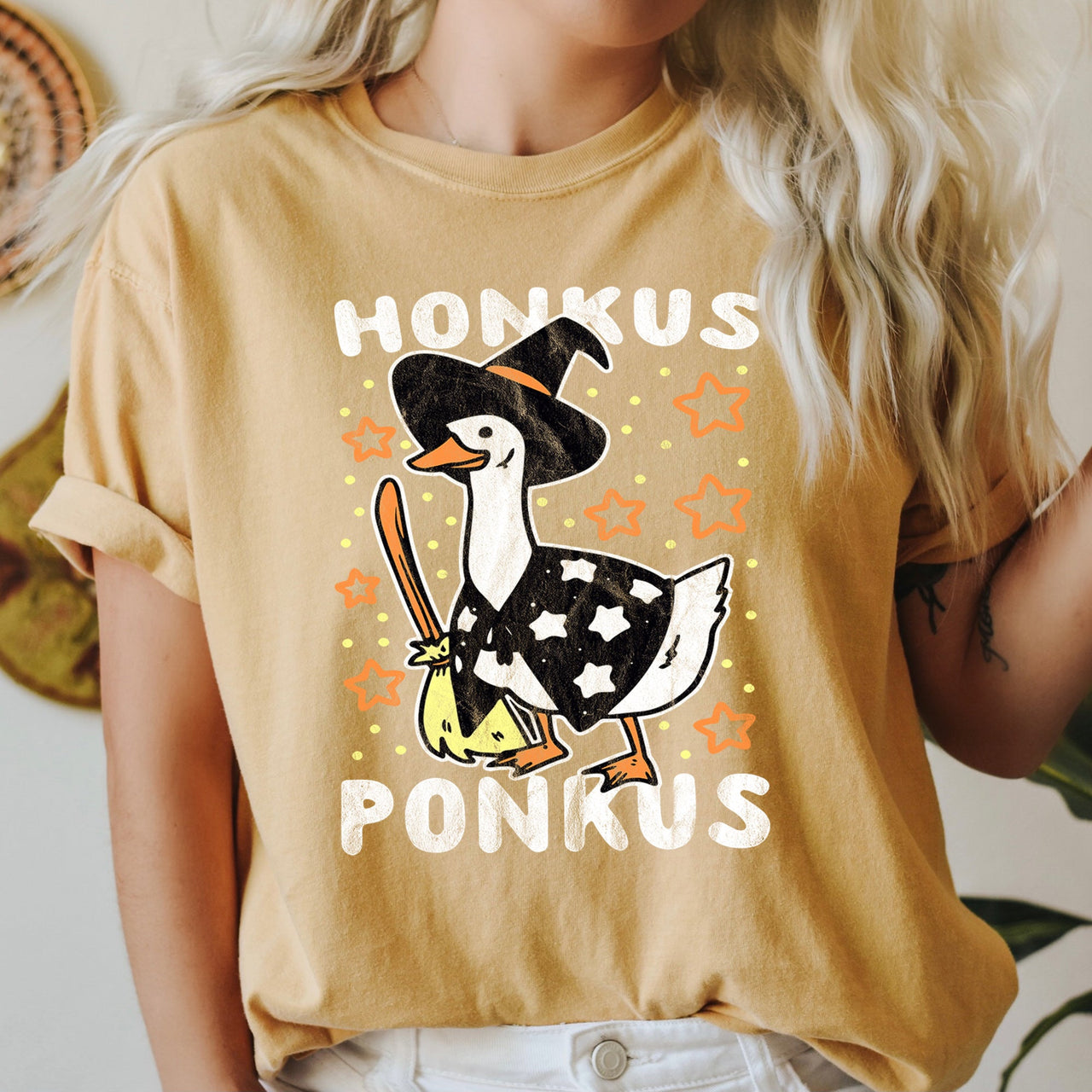 Honkus Ponkus Retro Halloween Spooky Night Edition Premium Limited Comfort Colors Tee