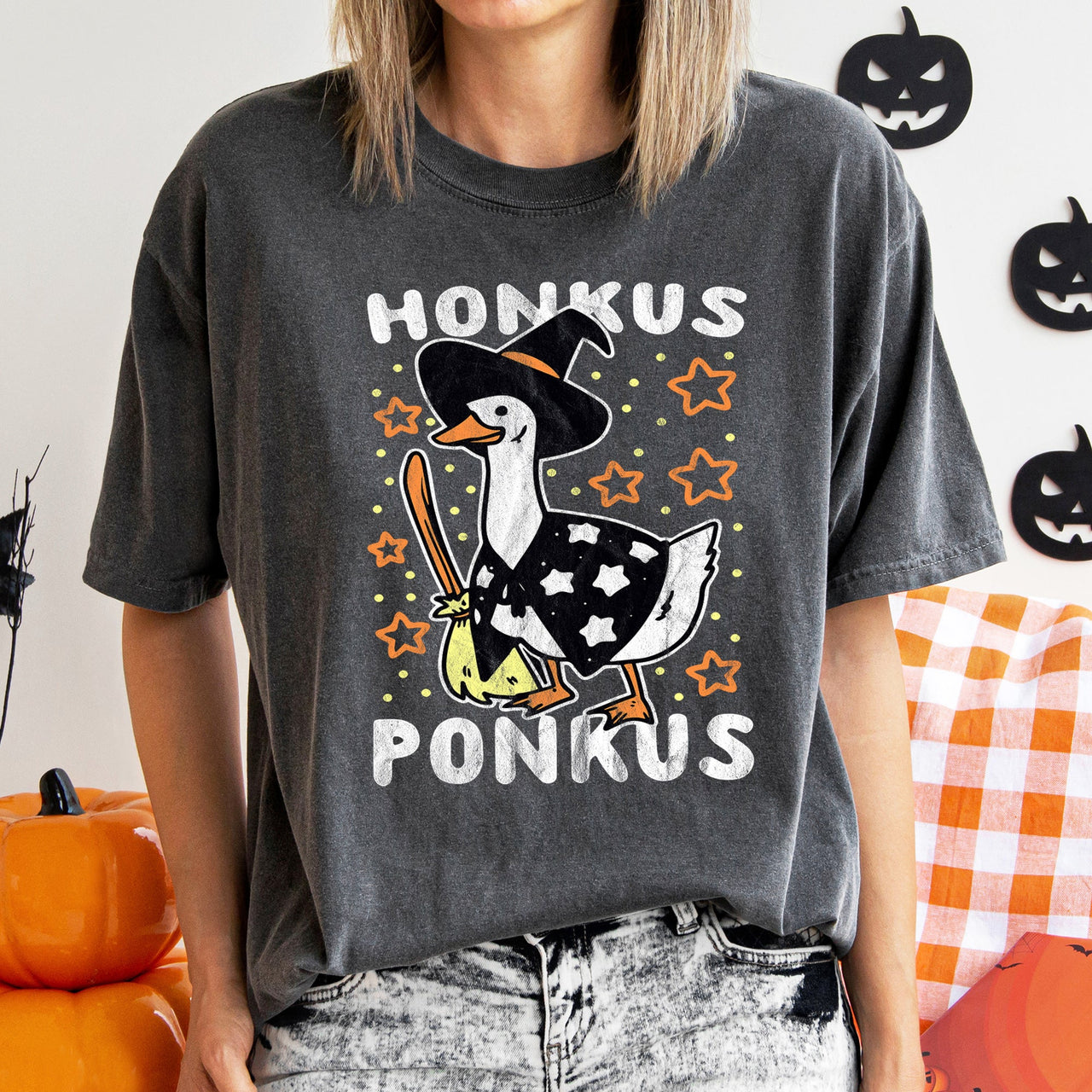 Honkus Ponkus Retro Halloween Spooky Night Edition Premium Limited Comfort Colors Tee