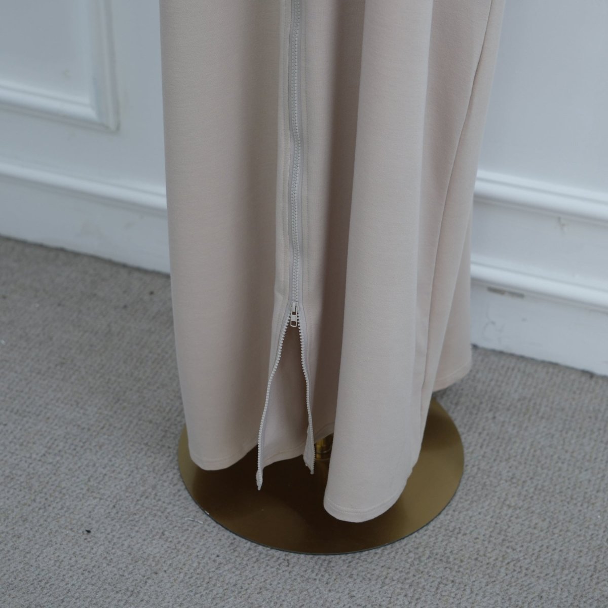 Hooded Zip-Front Abaya with Pockets (MA389)