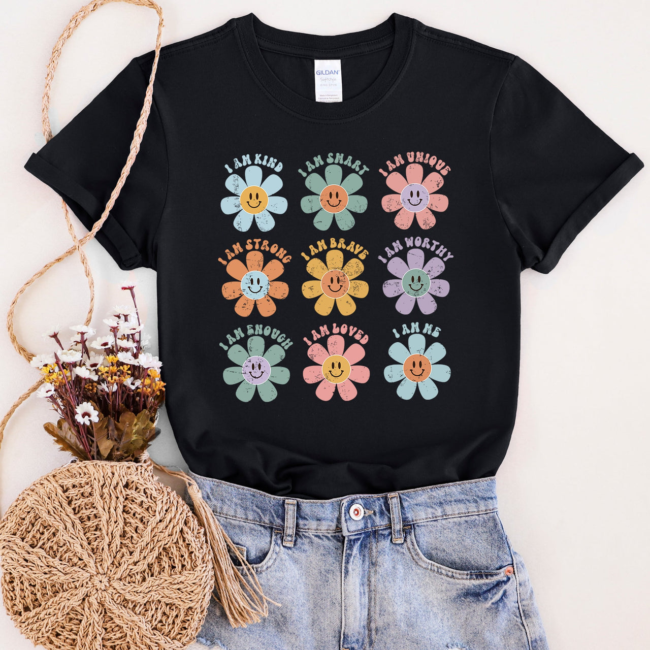 Positive Affirmations, Daisy, Retro Floral Quote Artwork Encouraging Confidence And Everyday Joy Graphic Tee