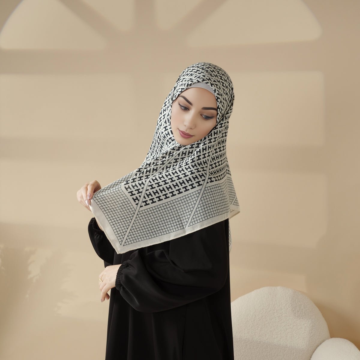Imitation Cashmere Square Hijab (MH091)
