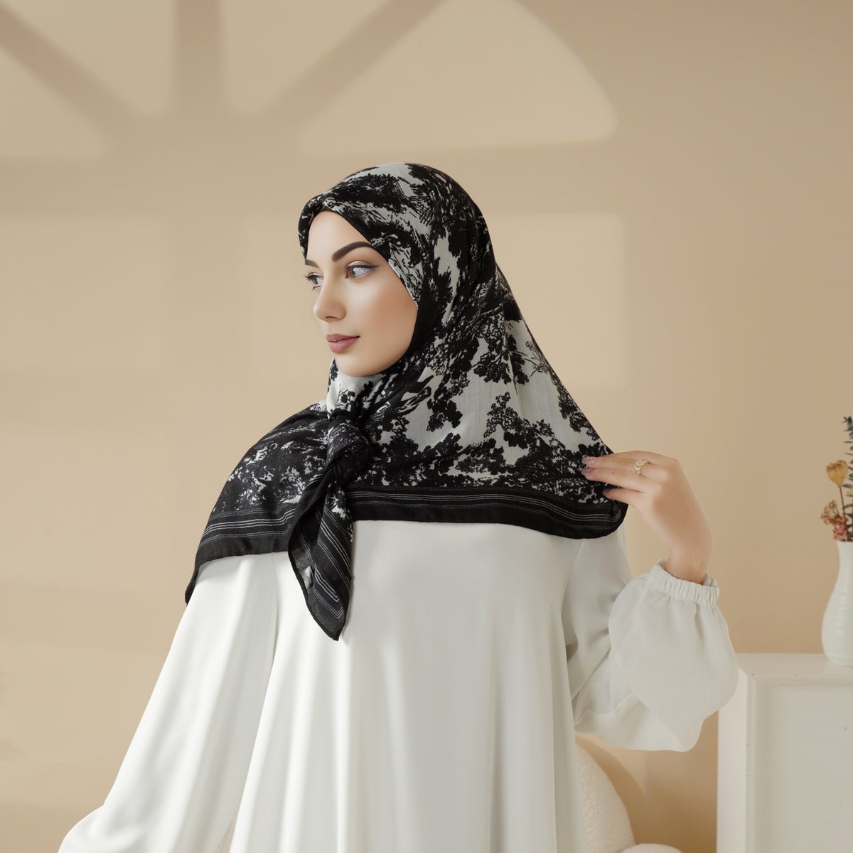 Imitation Cashmere Square Hijab (MH091)