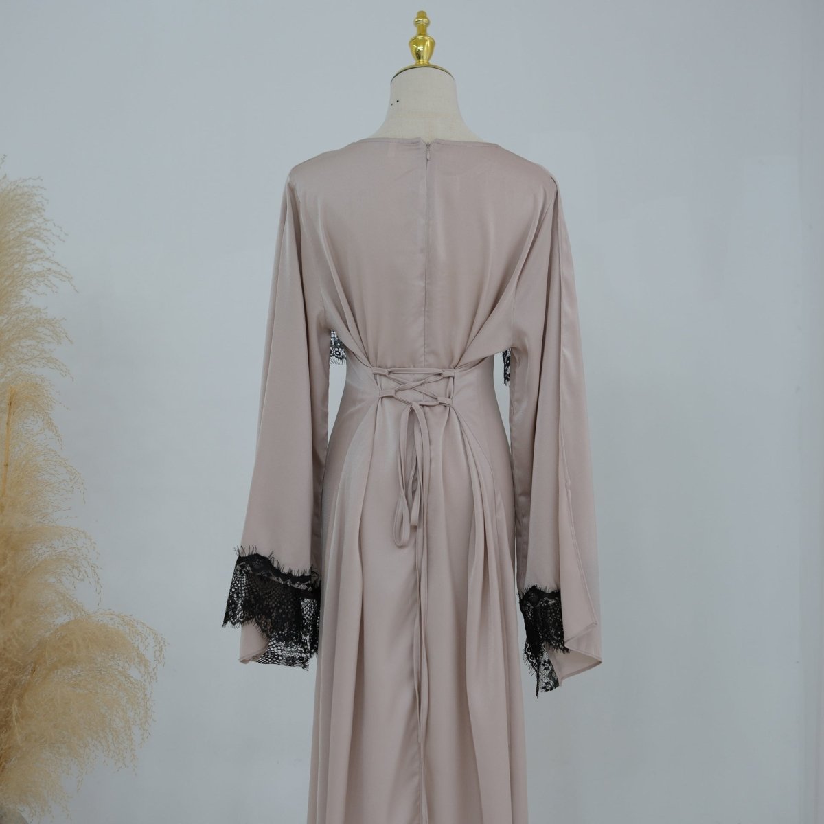 Lace Splice Satin Maxi Dress with Fixed Cape(MS438)