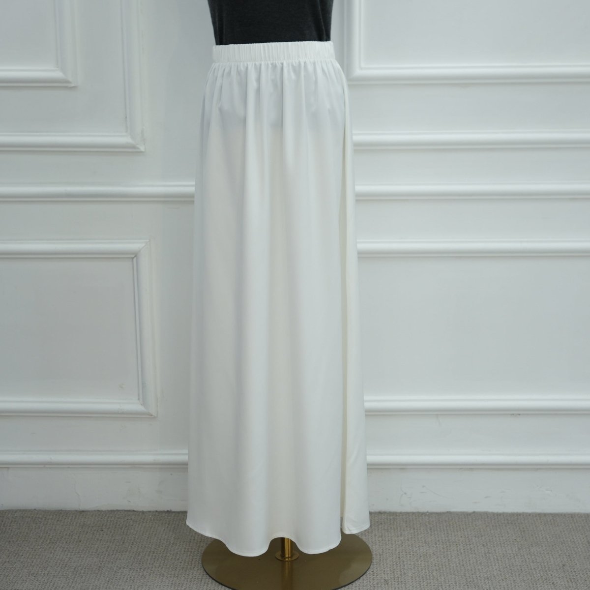 Lace Trim Contrast Panel Satin Top(MS407)