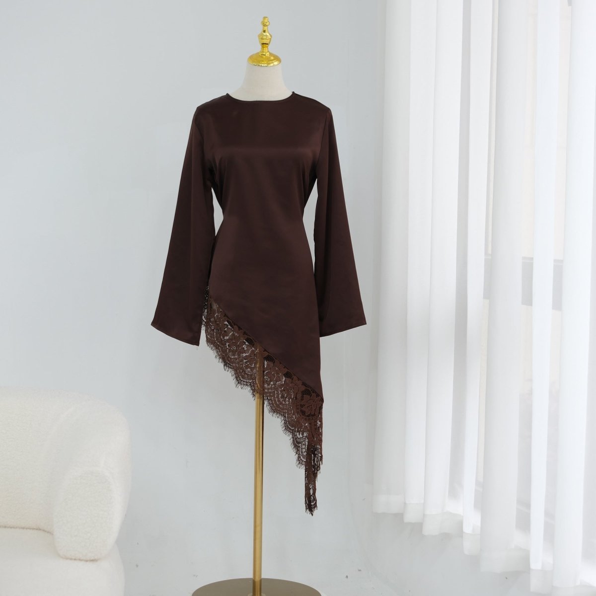 Lace Trim Contrast Panel Satin Top(MS408)