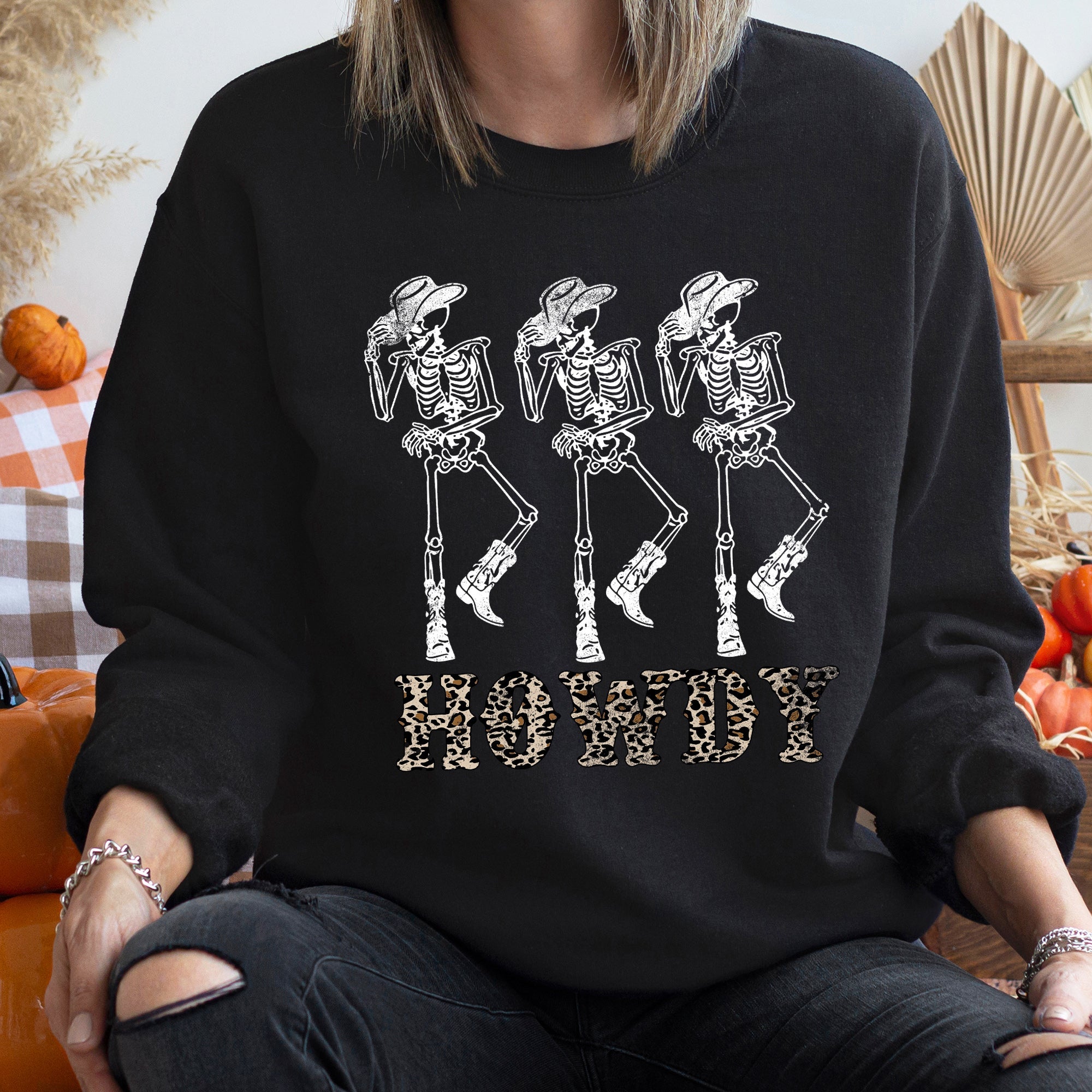 Howdy Leopard Vintage Halloween Leopard Print With Festive Autumn Charm Sweatshirt
