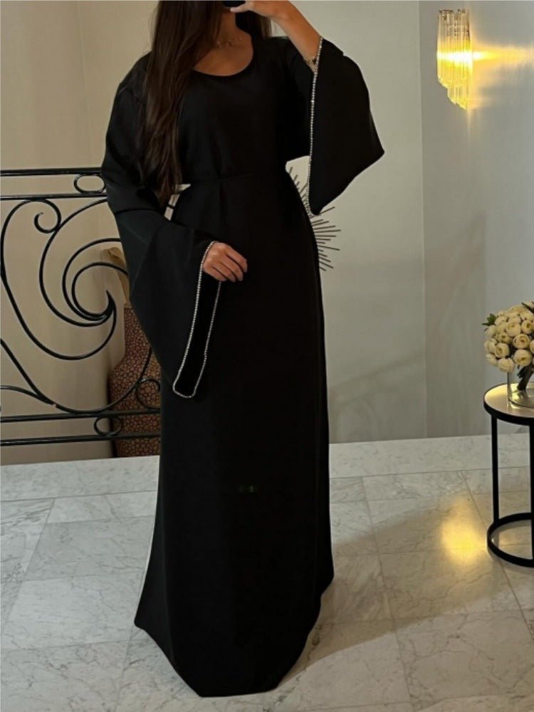 Luxury Loose Cuff Chain Abaya Dress - Modest Long Sleeve Elegant Robe with Silver Detailing(MA278)