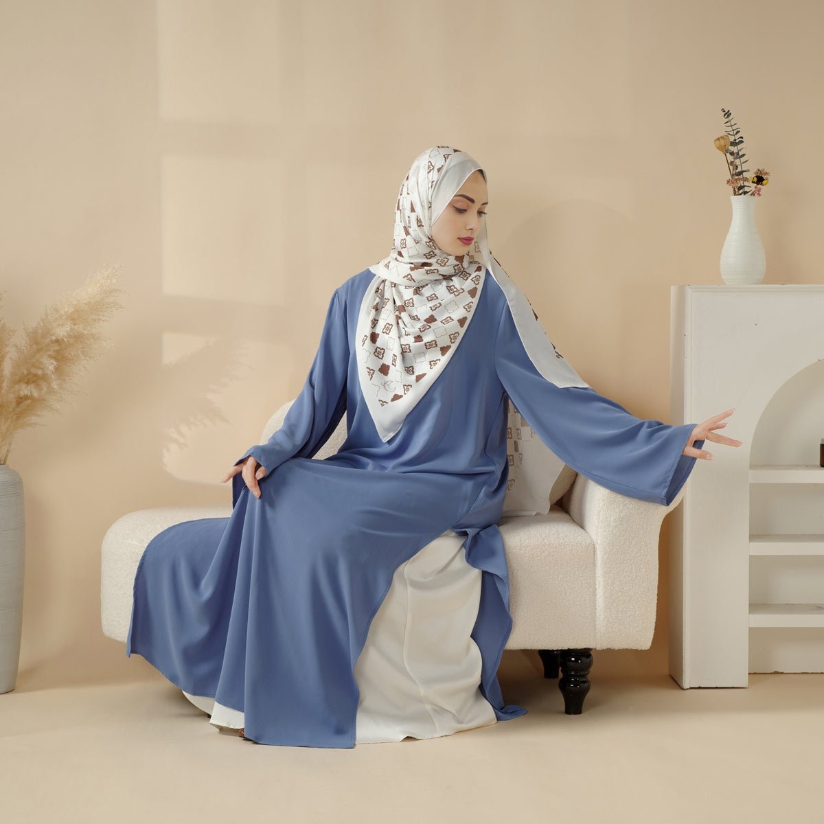 Casual Fashion Slit Abaya (MA063)