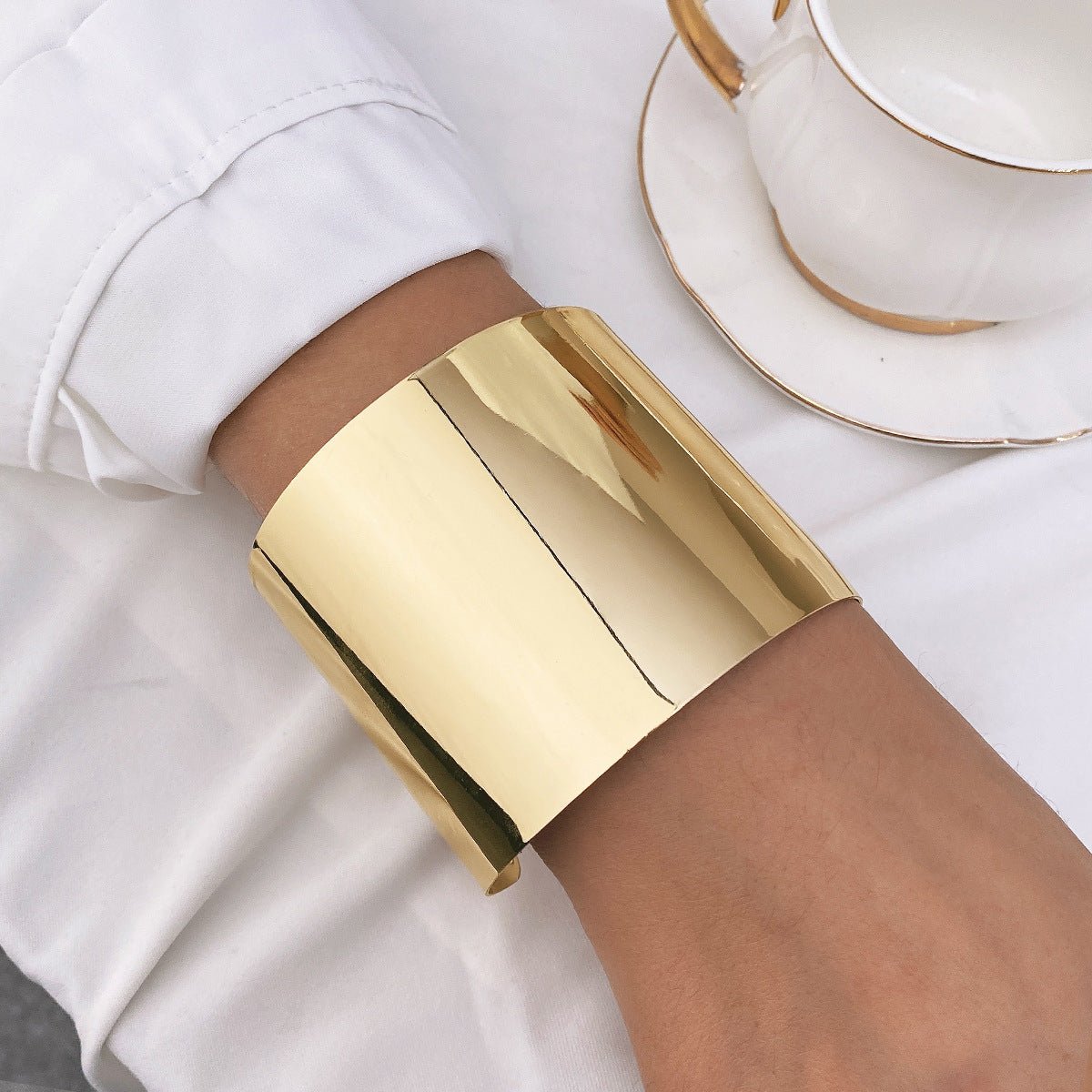 Bohemian Style Exaggerated Alloy Bracelet(MAC205)