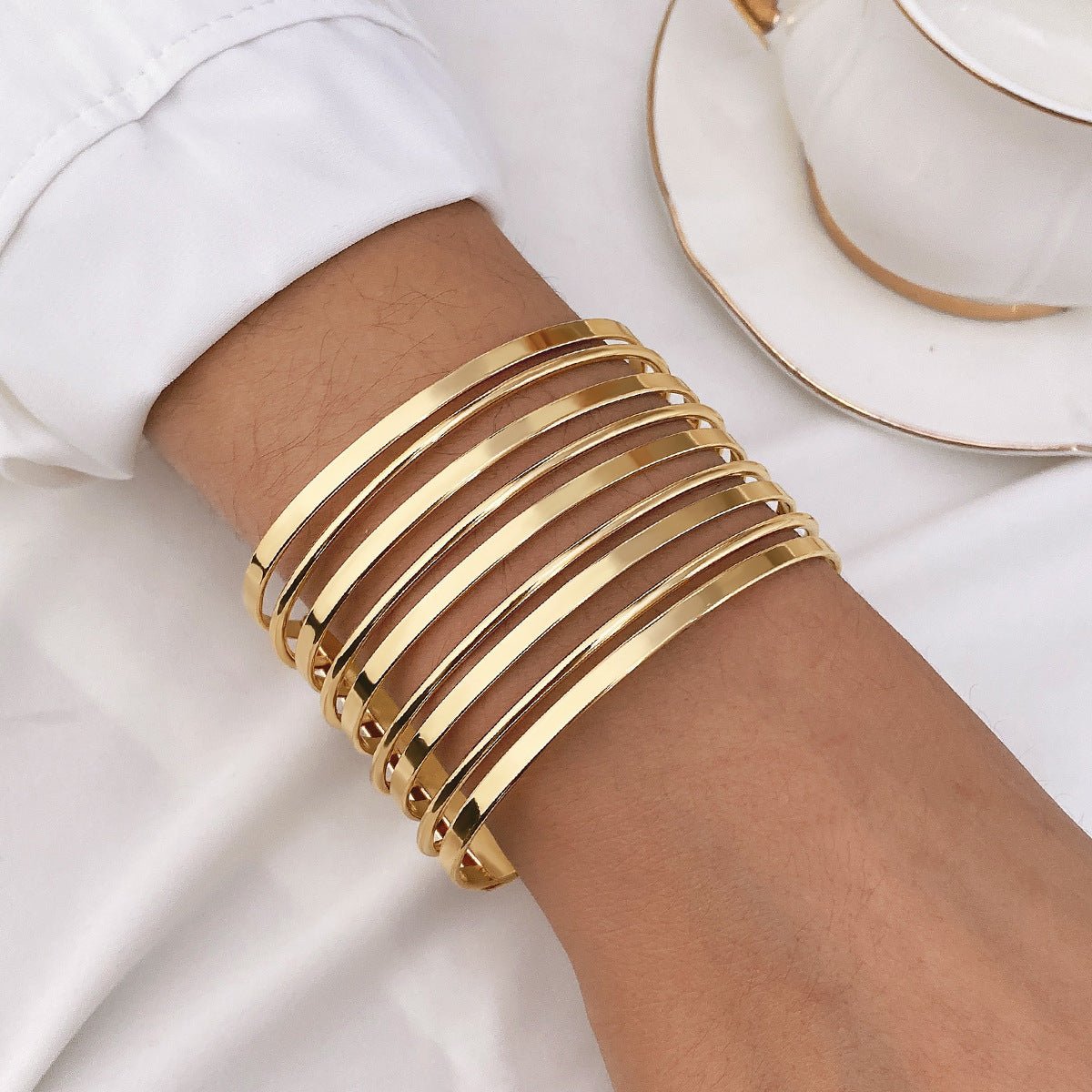 Bohemian Style Exaggerated Alloy Bracelet(MAC205)