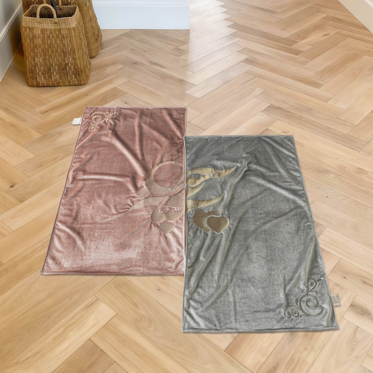Meaningful Arabic Art German Velvet Couples Prayer Mat Set Interactive Pattern Prayer Mat (MR081)