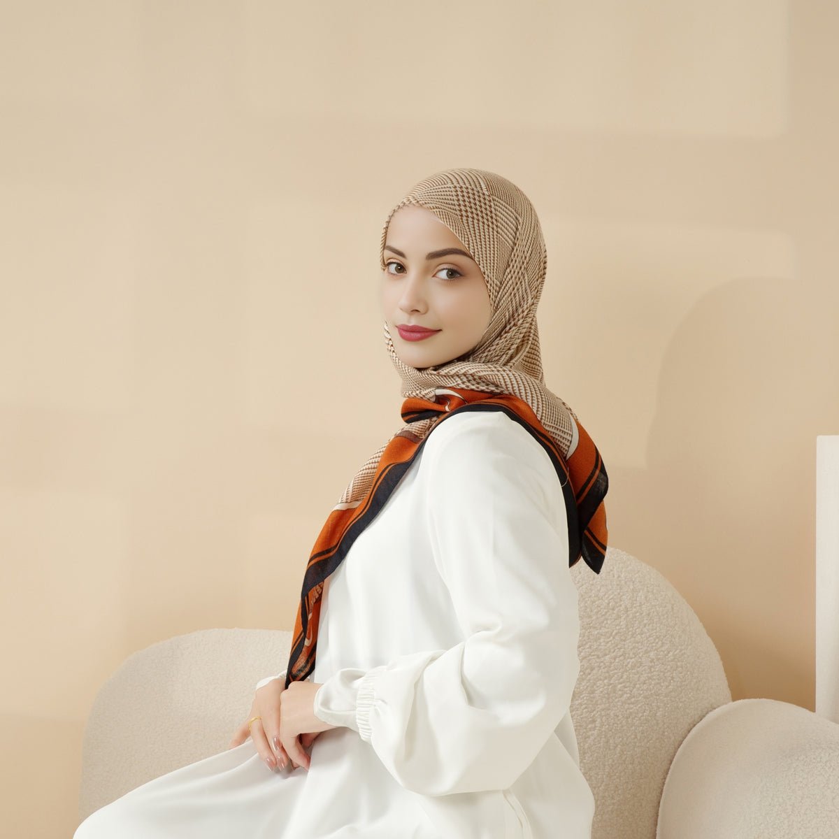 MH096 Printed Cashmere Touch Square Hijab