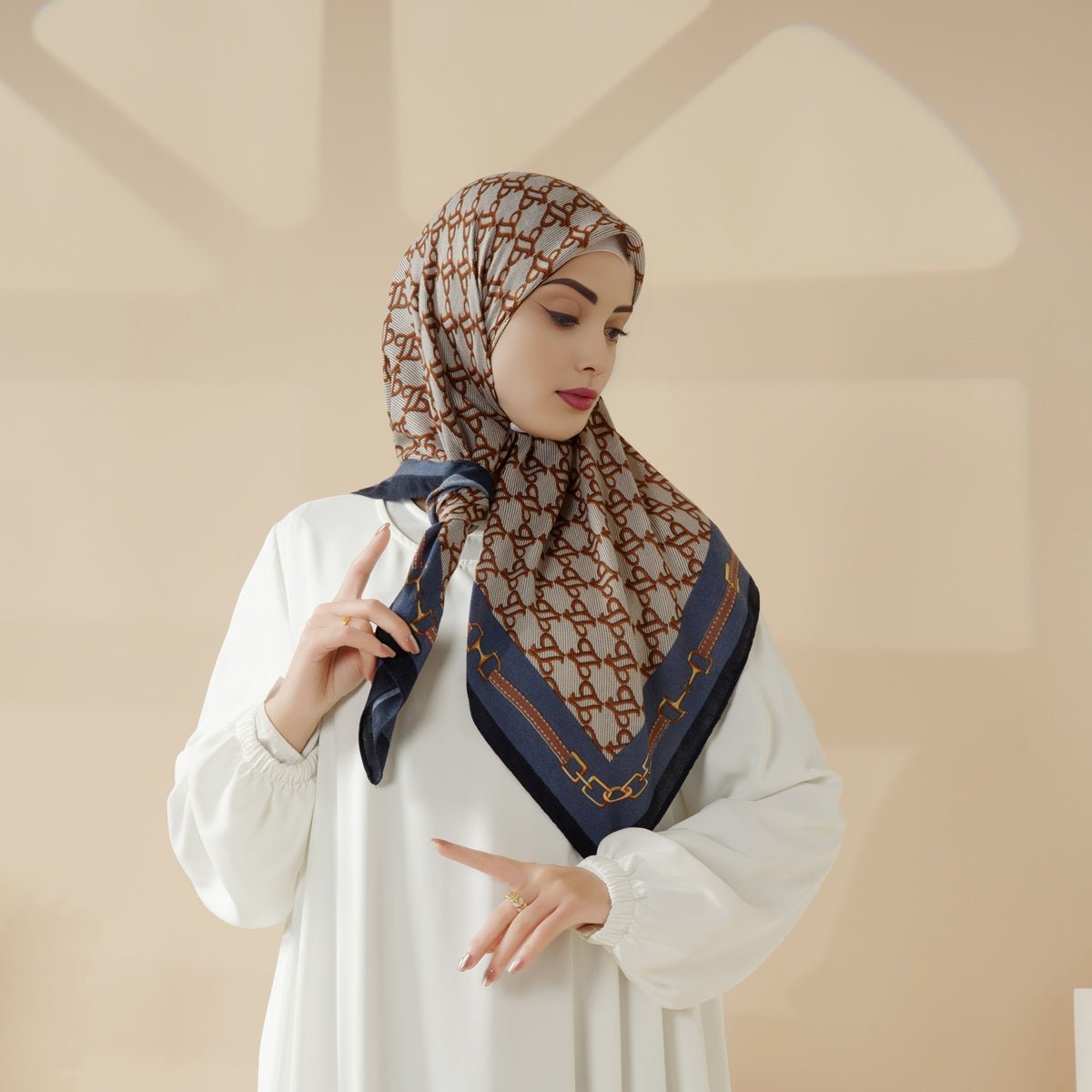 MH096 Printed Cashmere Touch Square Hijab