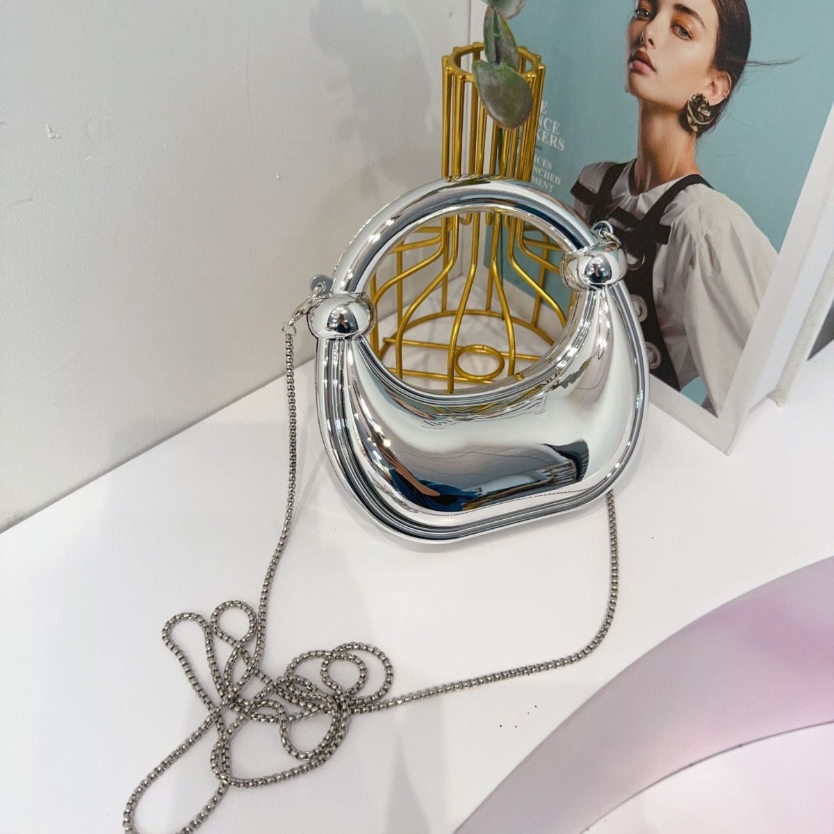 Mini Acrylic Crescent Bag Versatile Stylish Clutch Bag (MAC336)