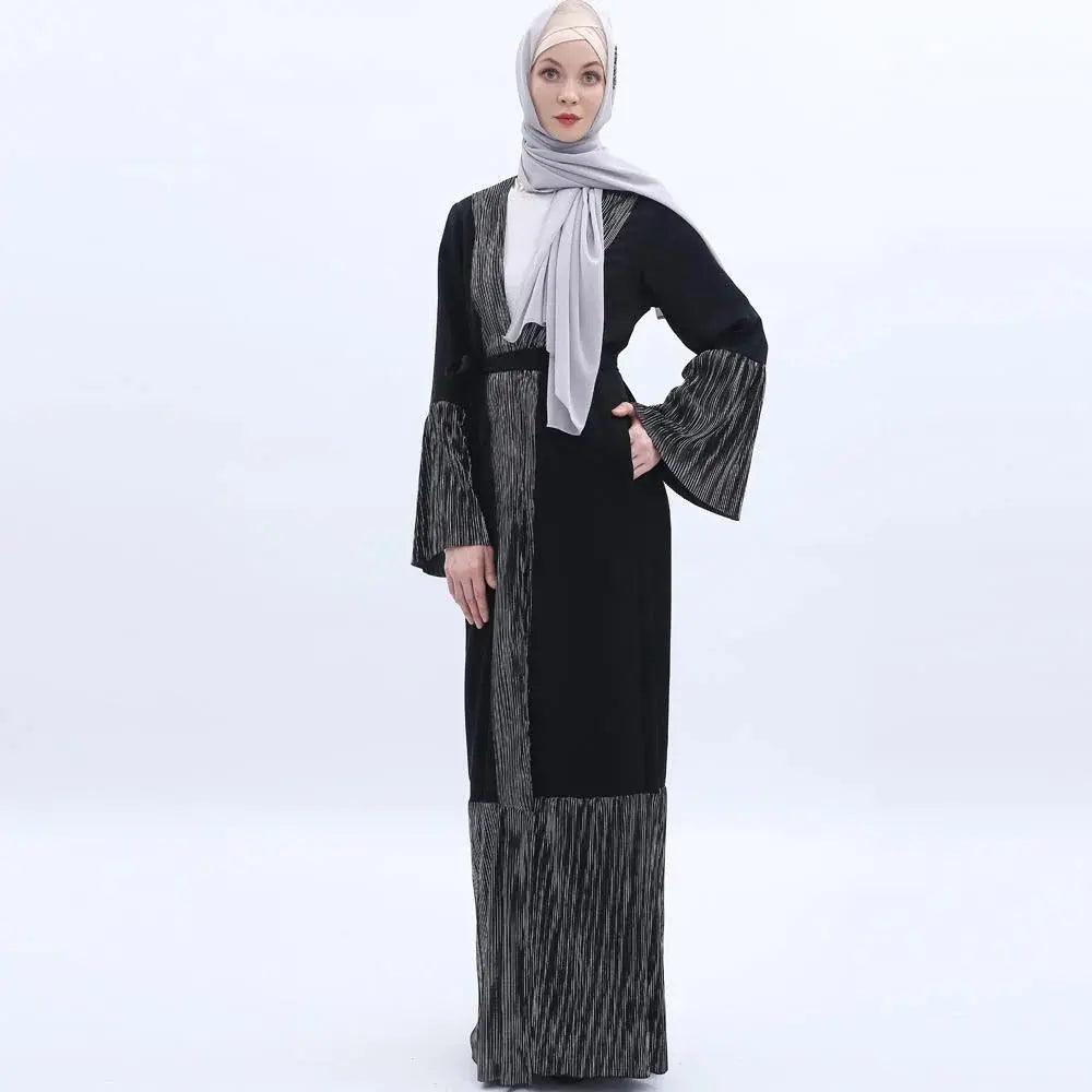 MO 001 Trumpet Sleeve Open Abaya With Pleated Design
