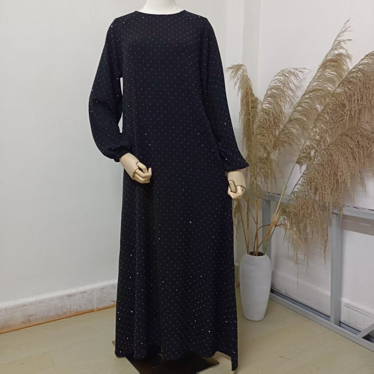 Modest Diamond Dot with Adjustable Belt Muslim Women Abaya(MA158)