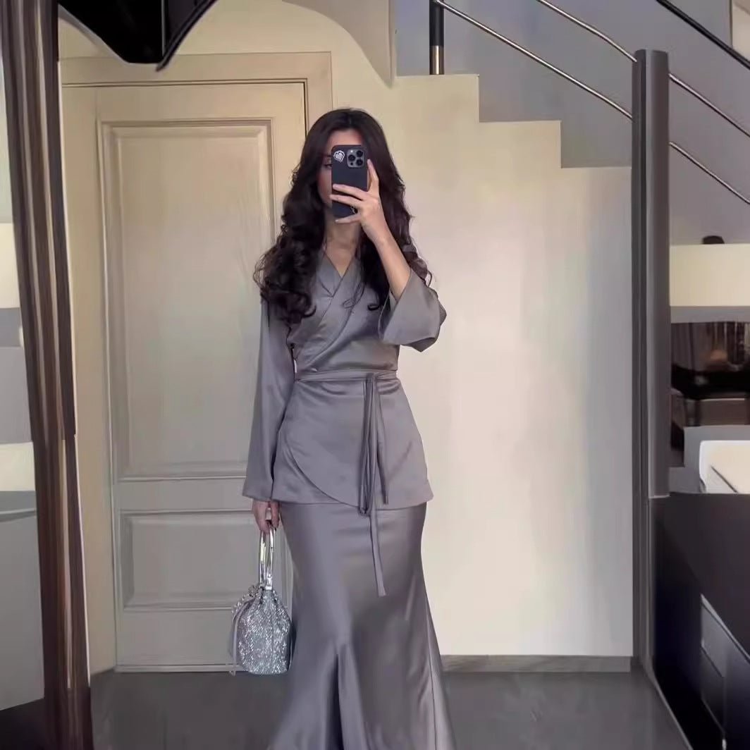 Modest Two-Piece Set Elegant Grey Satin Splicing Waist Abaya Dress Suit (MA206)