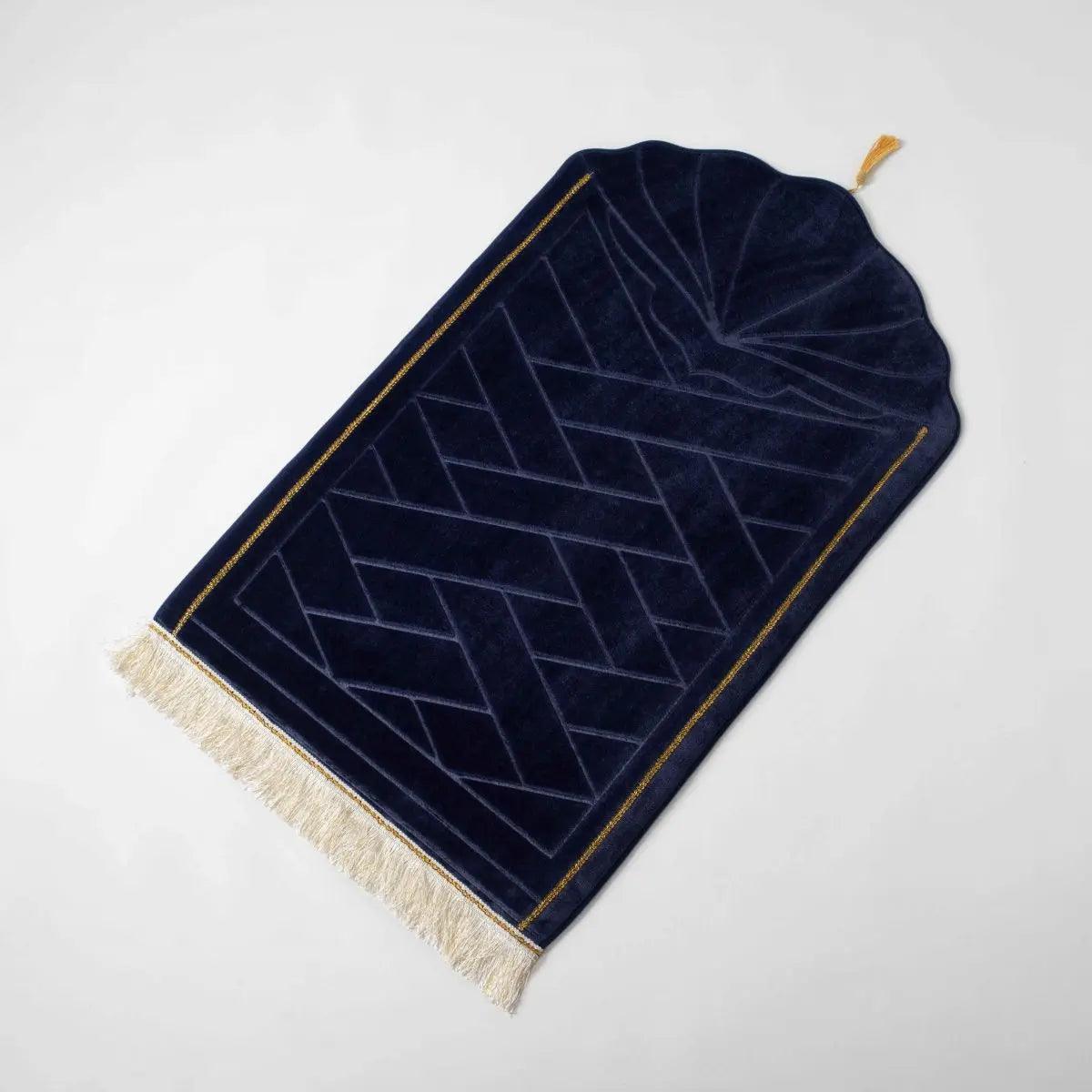 MR053 Thickened Embossed Flannel Prayer Mat