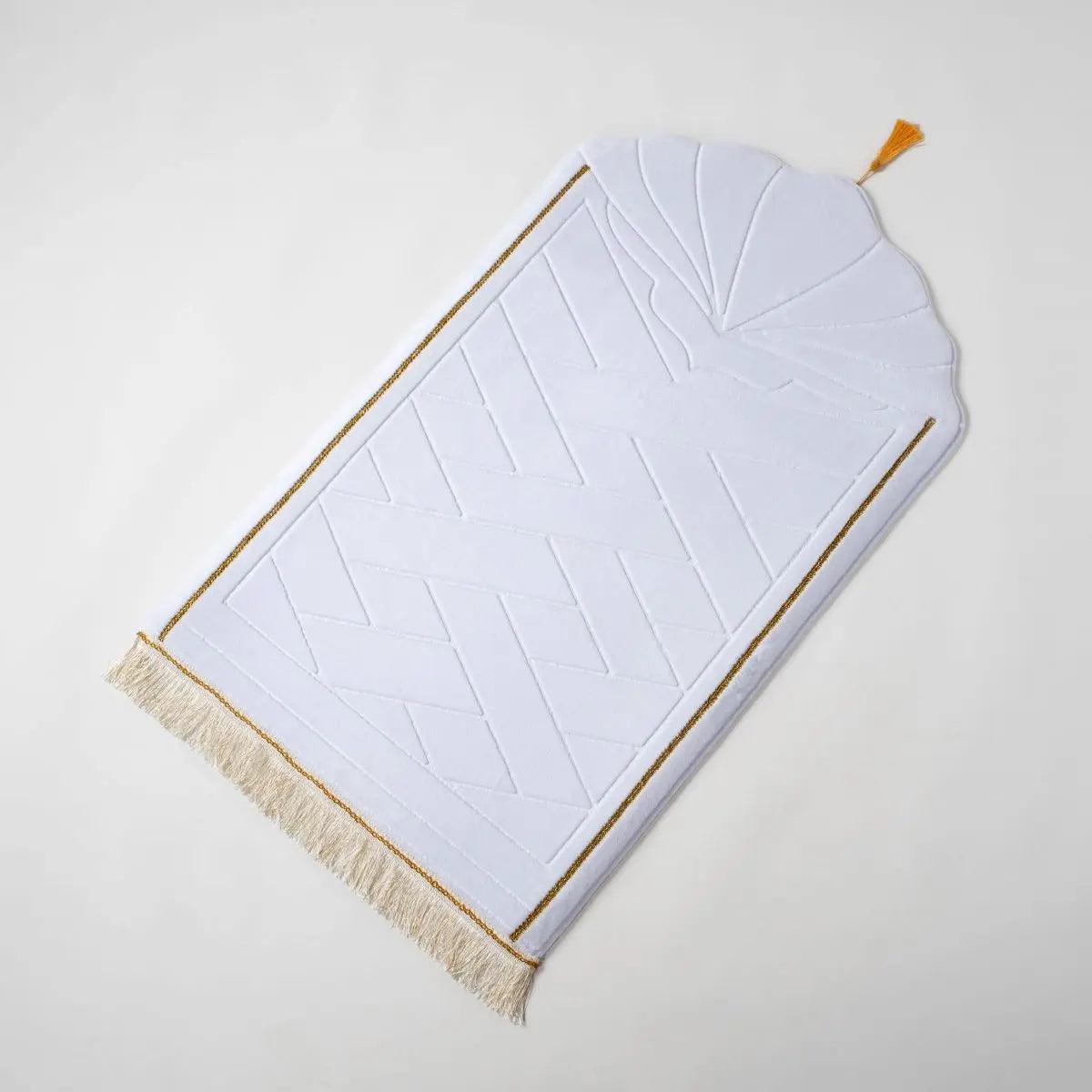 MR053 Thickened Embossed Flannel Prayer Mat
