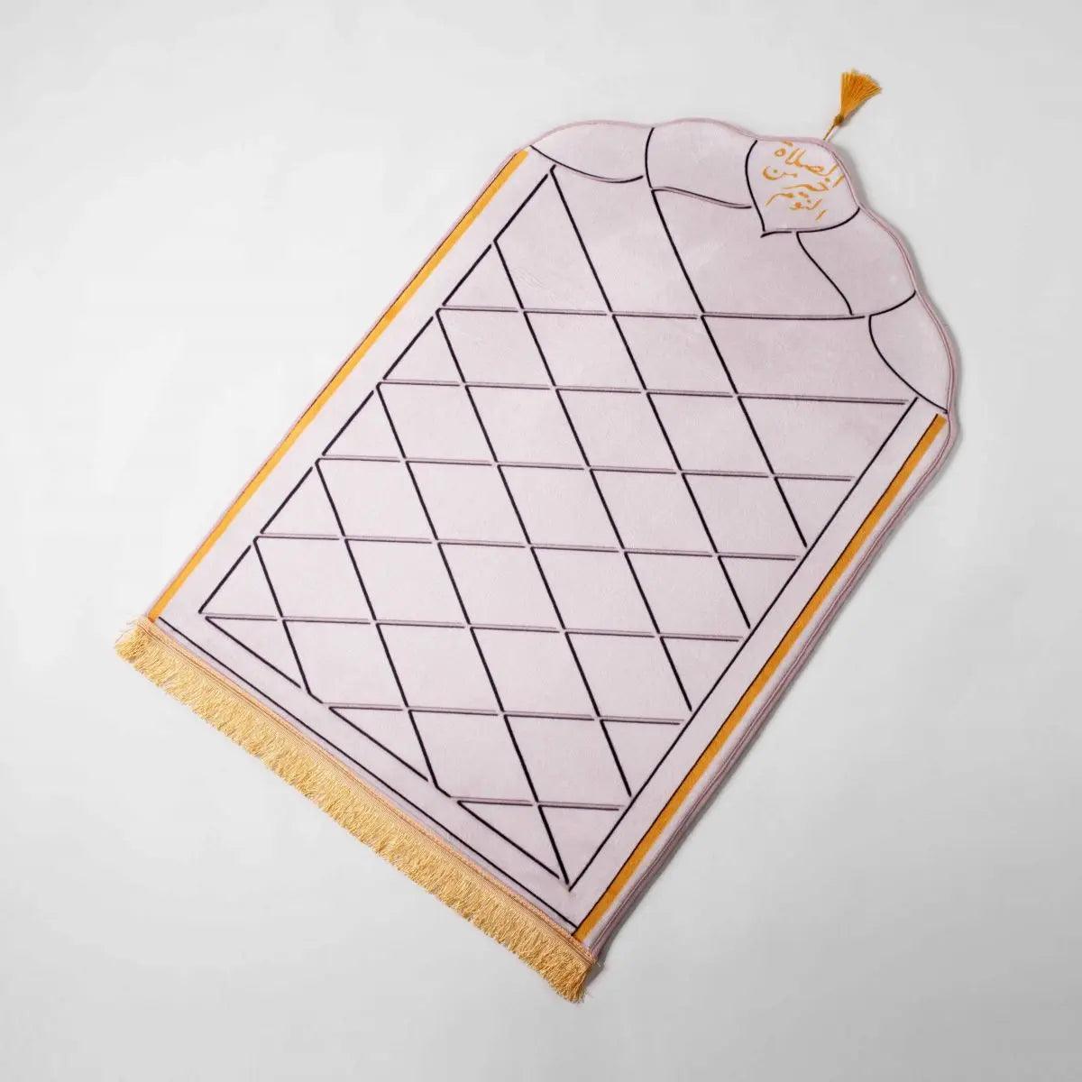 MR054 Thickened Sponge Printed Flannel Tassel Prayer Mat