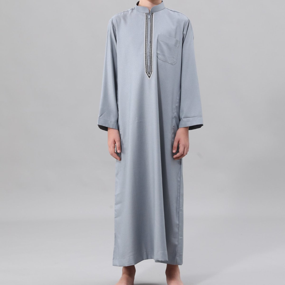Muslim Boys Embroidered Thobe with Pockets (MKB013)