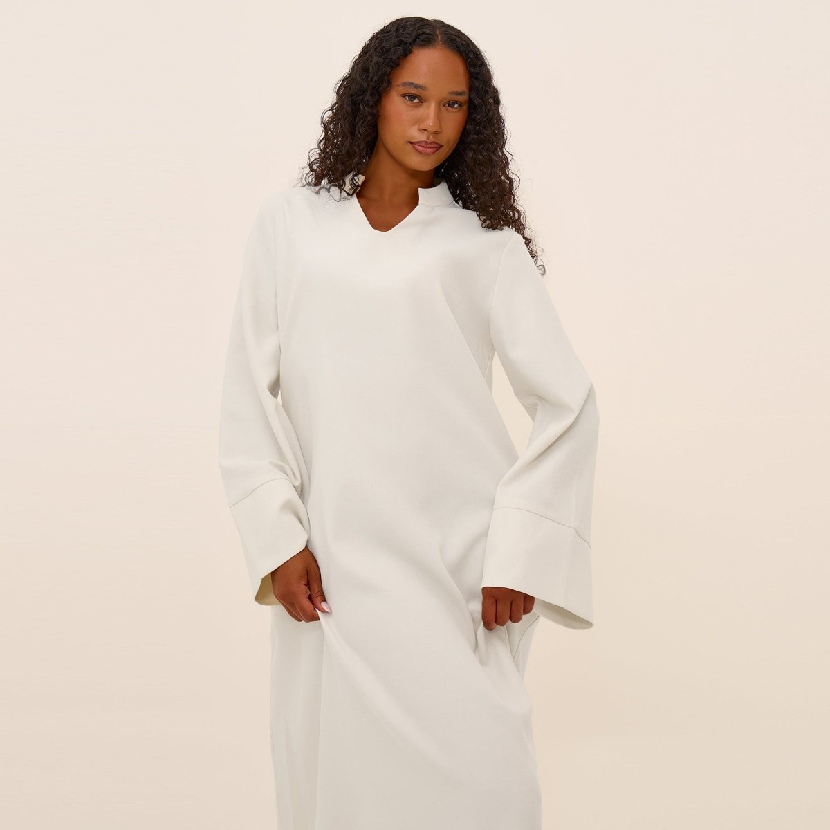 Oversized V-Neck Abaya with Pockets | Solid Color Maxi Dress with Wide Cuffs(MA331)