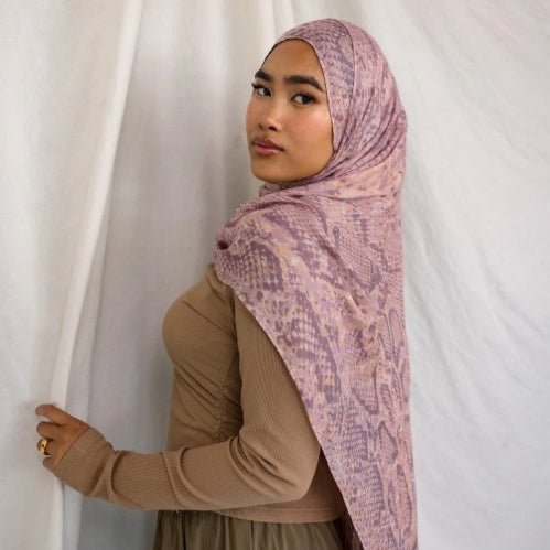 Painted Watercolor Cotton Hijab in Bohemian Style (MH141)