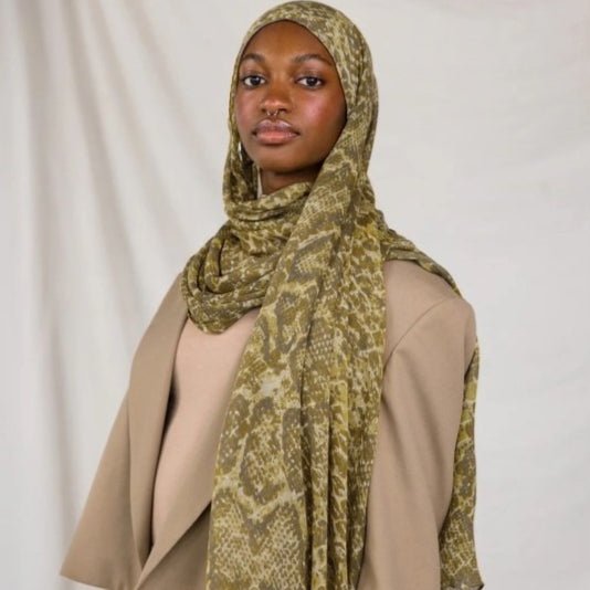 Painted Watercolor Cotton Hijab in Bohemian Style (MH141)