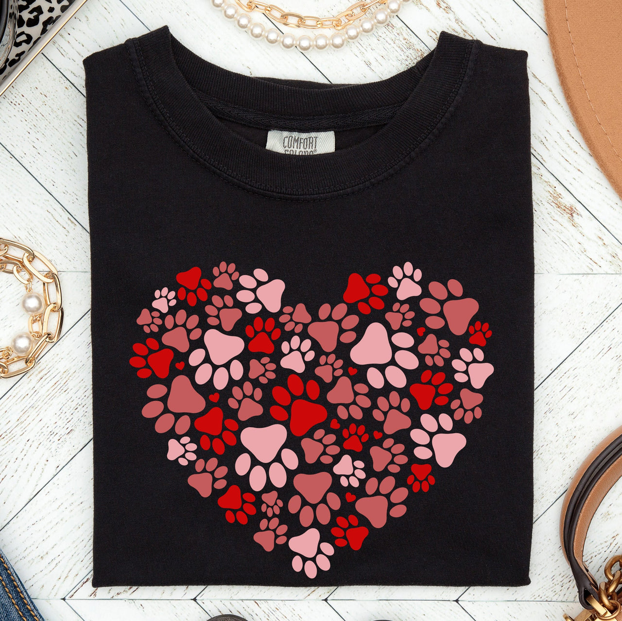 Paw Print Heart Pets Dogs Cats Love For Pet Lovers Gift For Animal Enthusiasts Comfort Colors Tee