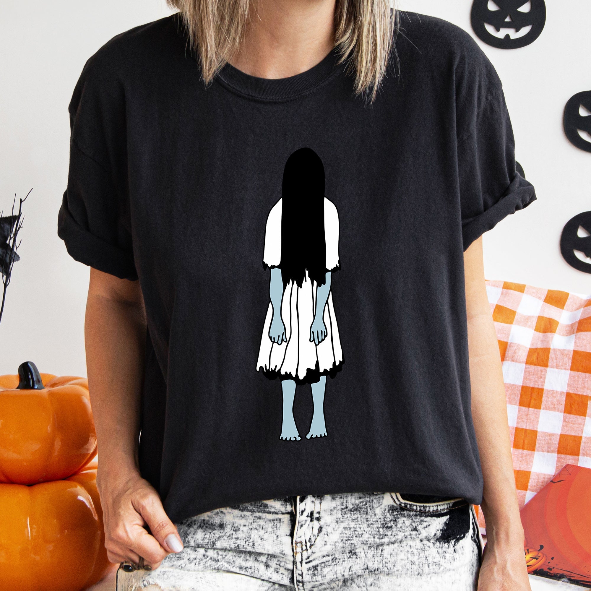 Samara Retro Halloween Comfort Colors Tee