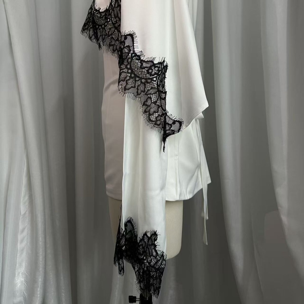 Satin Lace Trim Top(MS433)