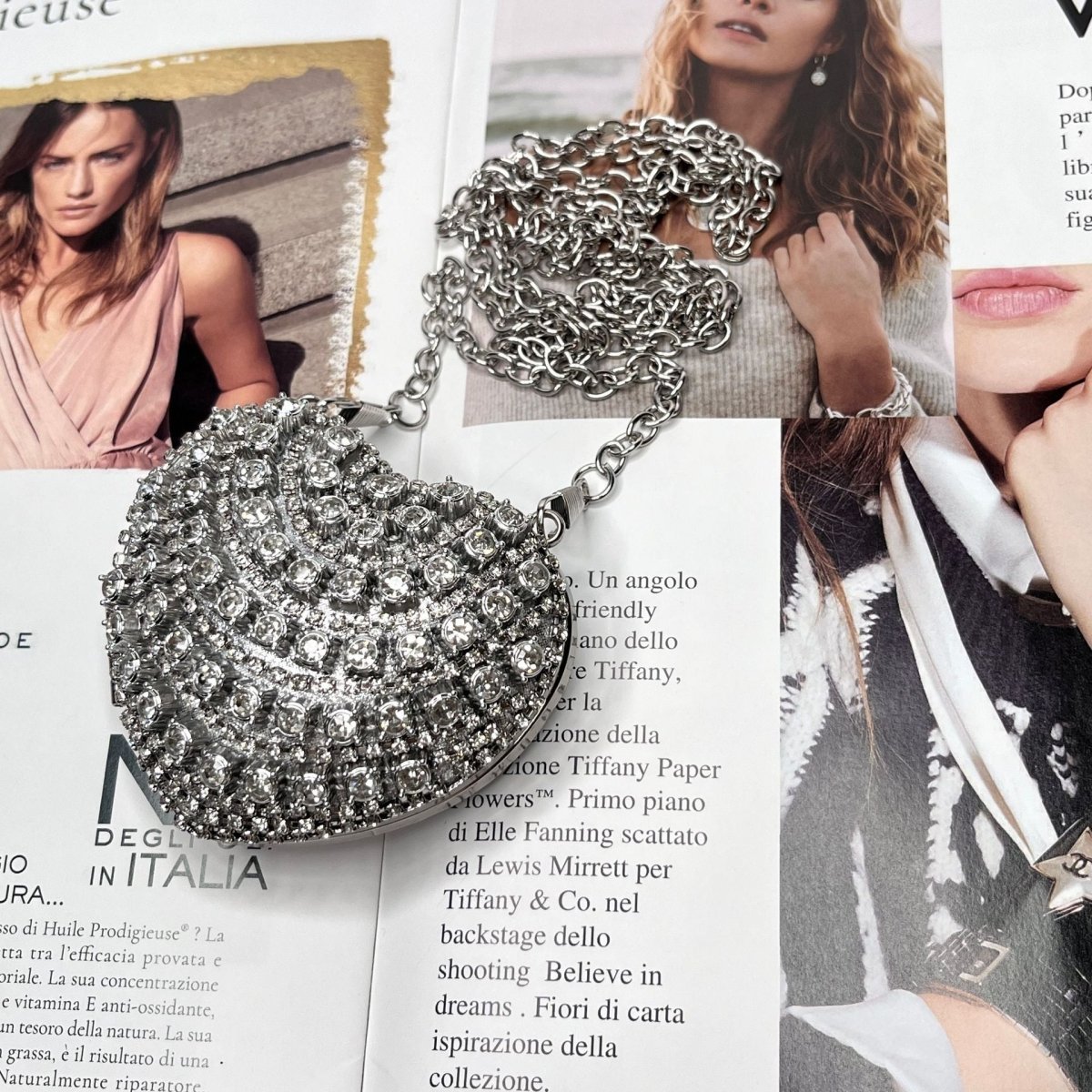 Sparkling Heart-Shaped Crossbody Bag Everyday Glam Diamond-Studded Mini Purse (MAC279)