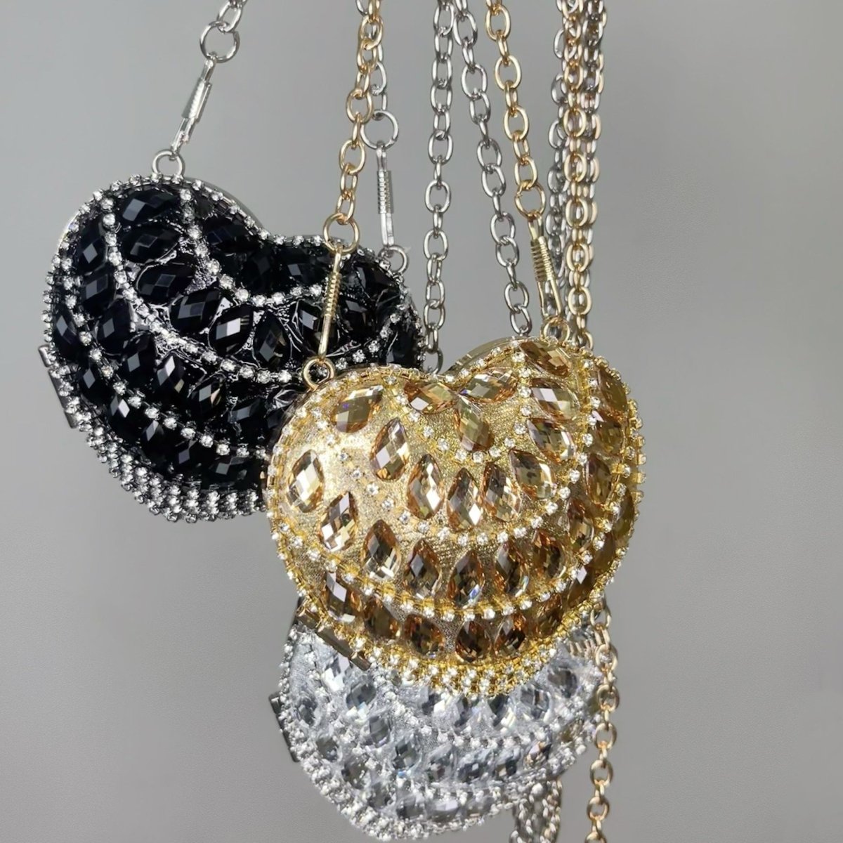Sparkling Heart-Shaped Crossbody Bag Everyday Glam Diamond-Studded Mini Purse (MAC279)
