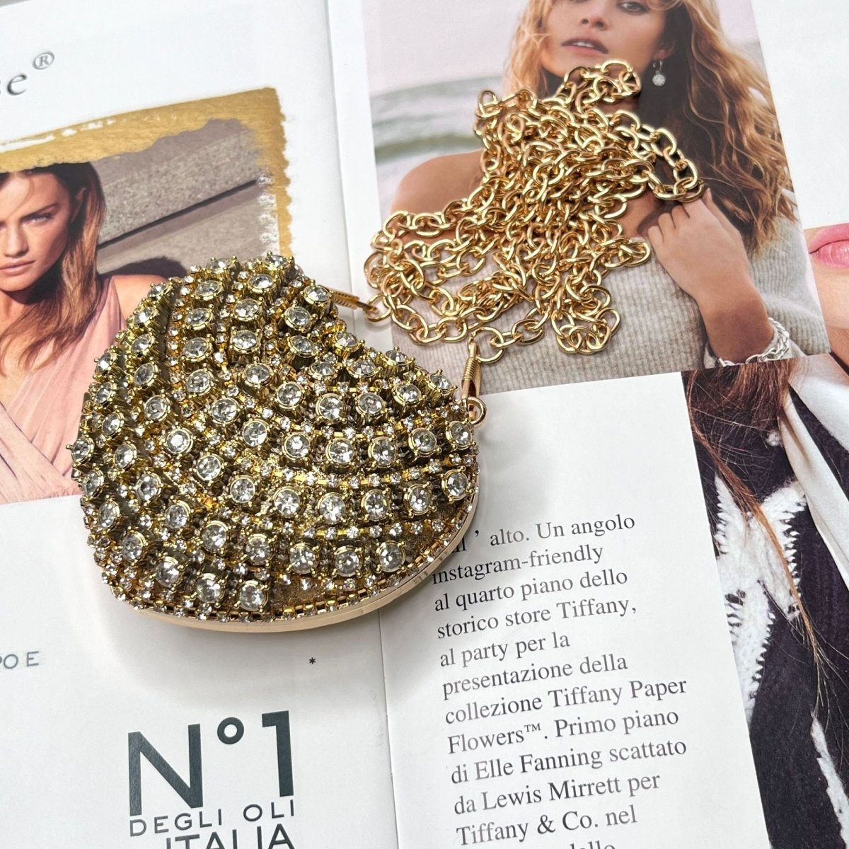 Sparkling Heart-Shaped Crossbody Bag Everyday Glam Diamond-Studded Mini Purse (MAC279)