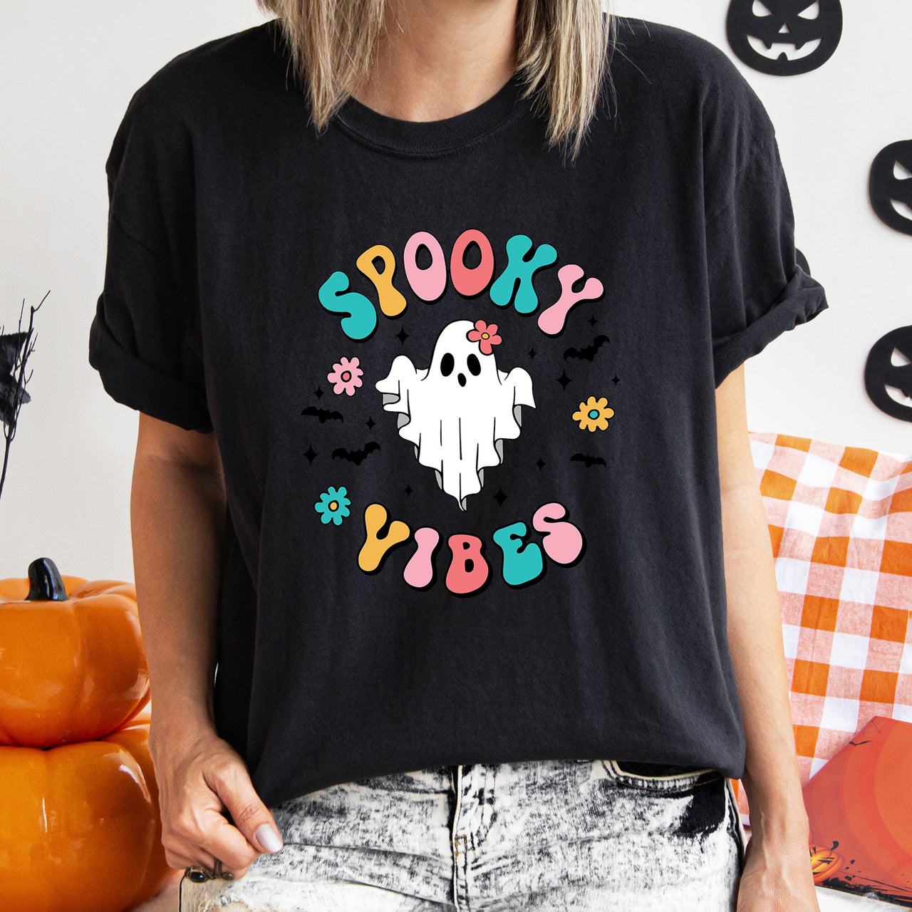 Spooky Vibes Ghost Retro Halloween Night Spirit Edition Deluxe Comfort Colors Tee