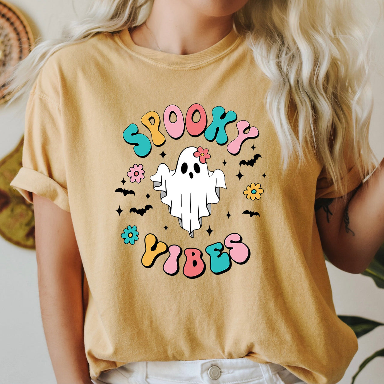 Spooky Vibes Ghost Retro Halloween Night Spirit Edition Deluxe Comfort Colors Tee