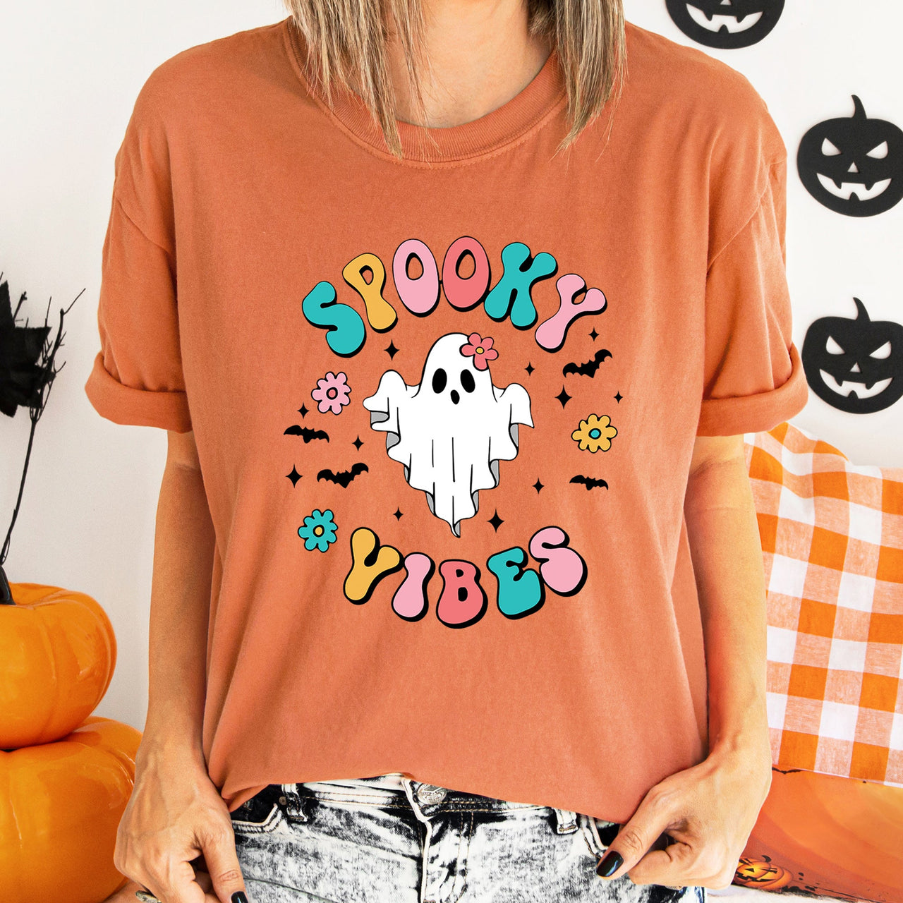Spooky Vibes Ghost Retro Halloween Night Spirit Edition Deluxe Comfort Colors Tee