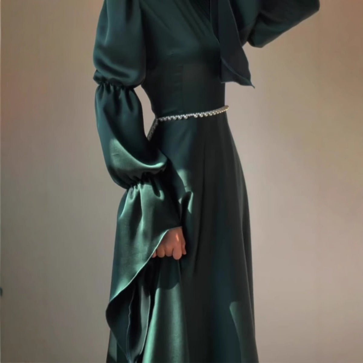 Luxury Slim-Fit Long Sleeve Dress Abaya | Emerald Green Maxi Dress (MA217)