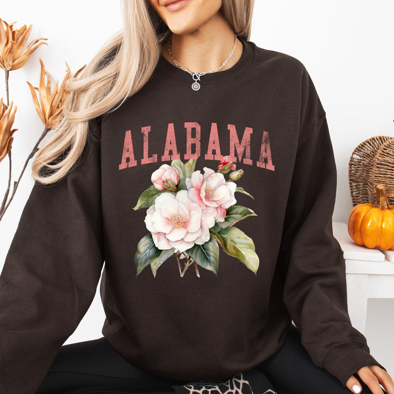 Alabama State Flower Vintage Botanical Crest State Emblem Soft Fleece Graphic Sweatshirt
