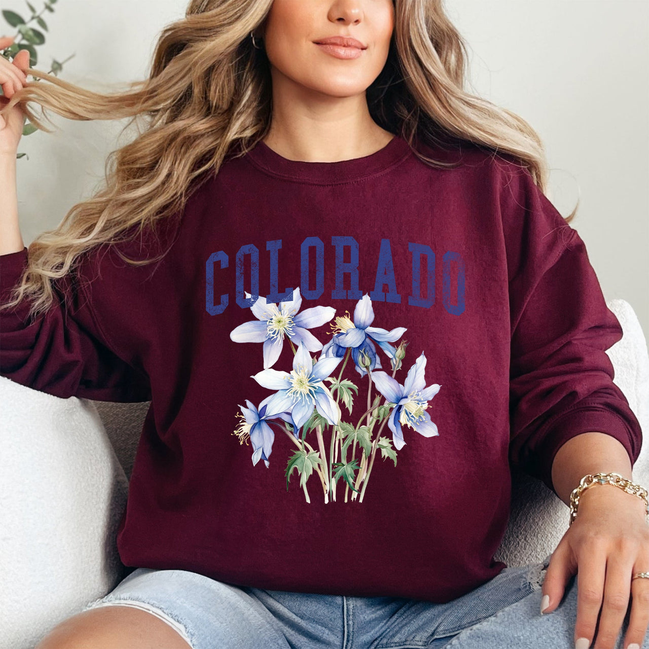 Colorado State Flower Emblem Artwork Celebrating Colorado State Identity And Natural Beauty Sweatshirt