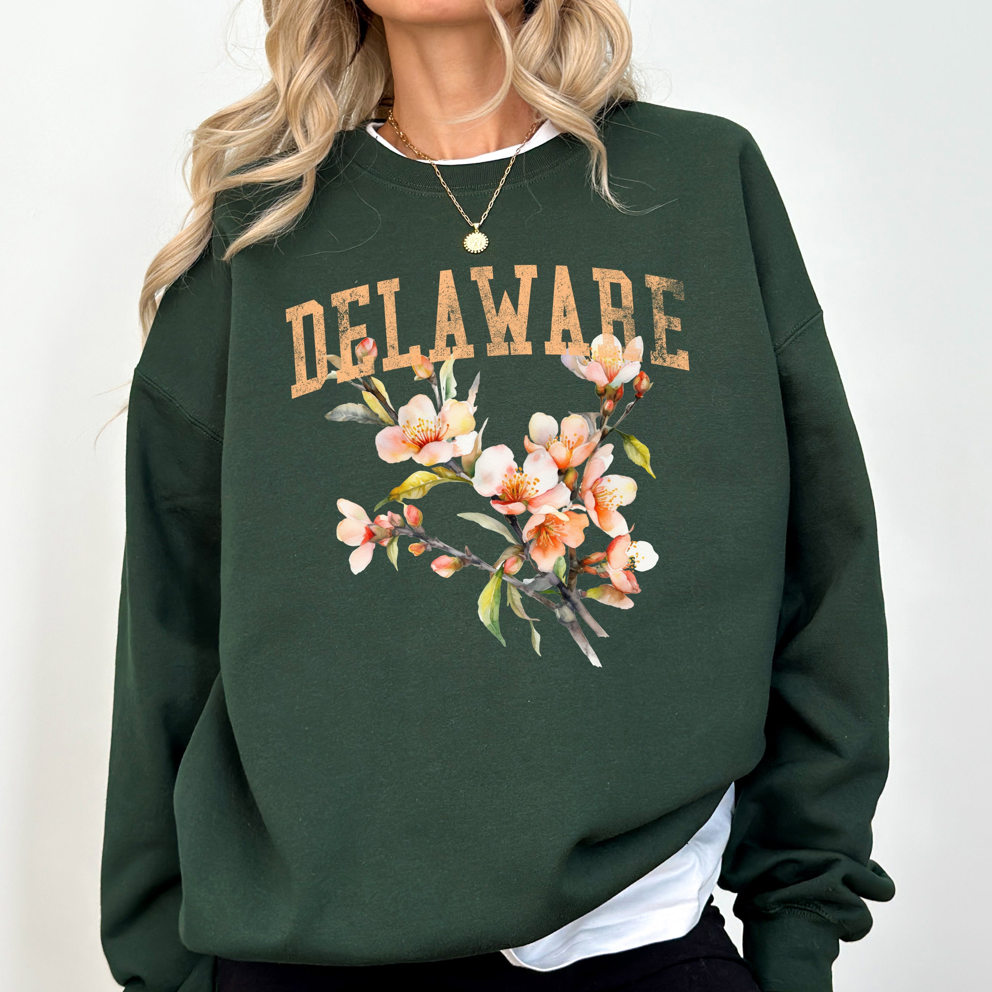 Delaware State Flower Elegant Folklore Emblem Graphic Cozy Soft Fleece Sweatshirt