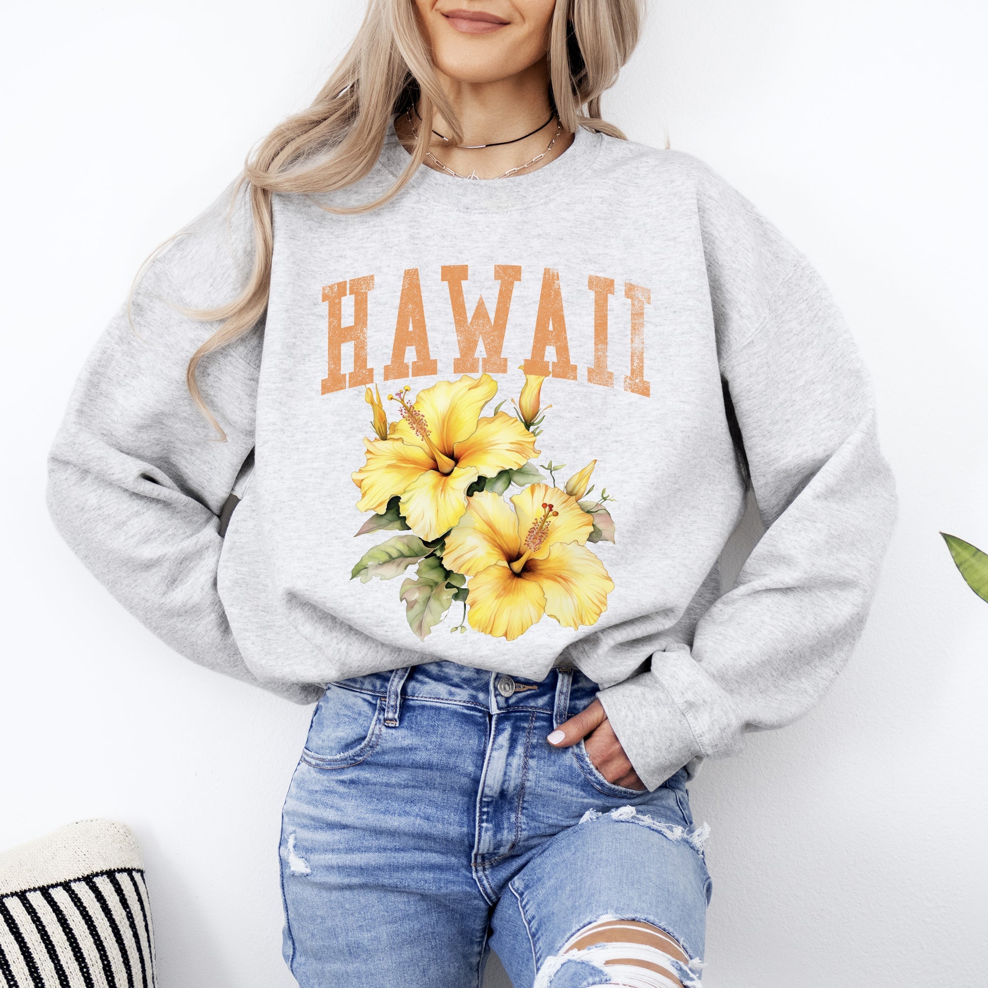 Hawaii State Flower Heritage And Tropical Island Nature Inspired Graphic Sweatshirt