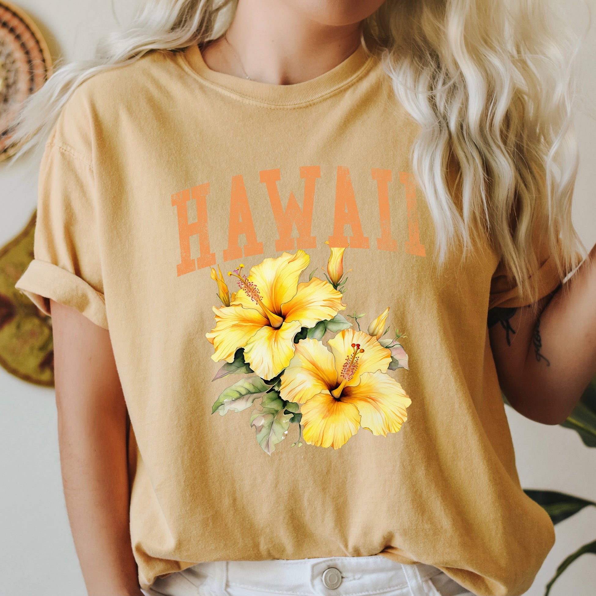 Hawaii State Flower Hibiscus Bloom Aloha By The Sea Sunset Pattern Comfort Colors Tee