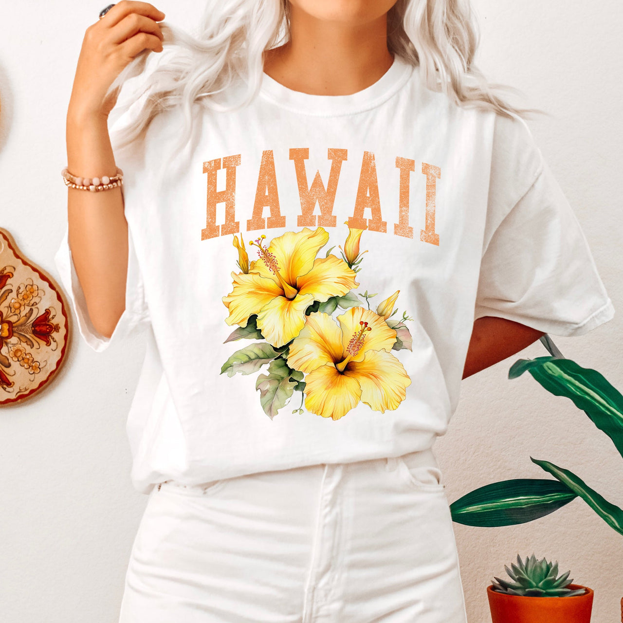 Hawaii State Flower Hibiscus Bloom Aloha By The Sea Sunset Pattern Comfort Colors Tee